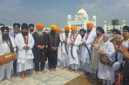 Pakistan issues over 2100 visas to Sikh pilgrims from India