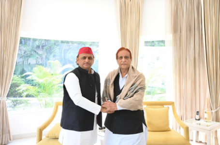 Azam Khan meets Akhilesh Yadav in Lucknow, sparks political buzz