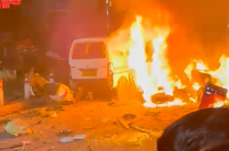 Delhi: Car explosion near Red Fort, vehicles on fire, creates panic-like situation